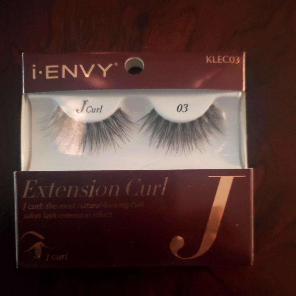 J curl False Eyelashes